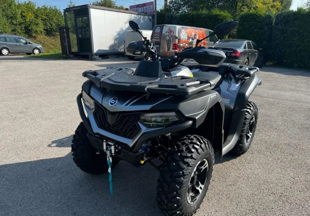 cf-moto