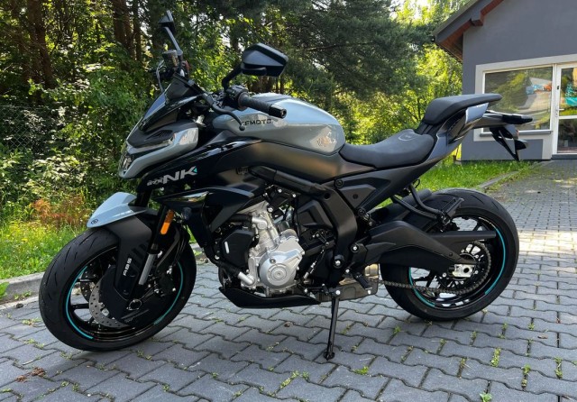 cf-moto
