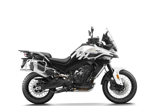 cf-moto