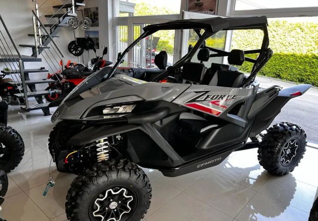 cf-moto