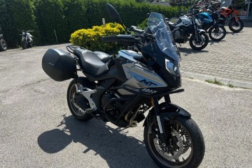 Motocykl MT 700 Silnik 75km