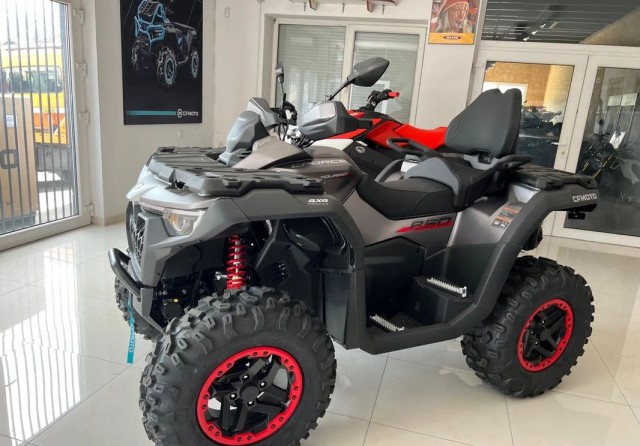 cf-moto