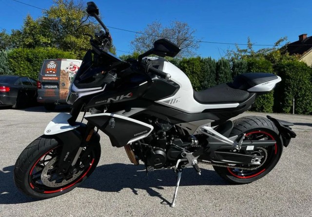 cf-moto