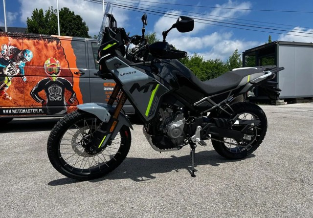 cf-moto