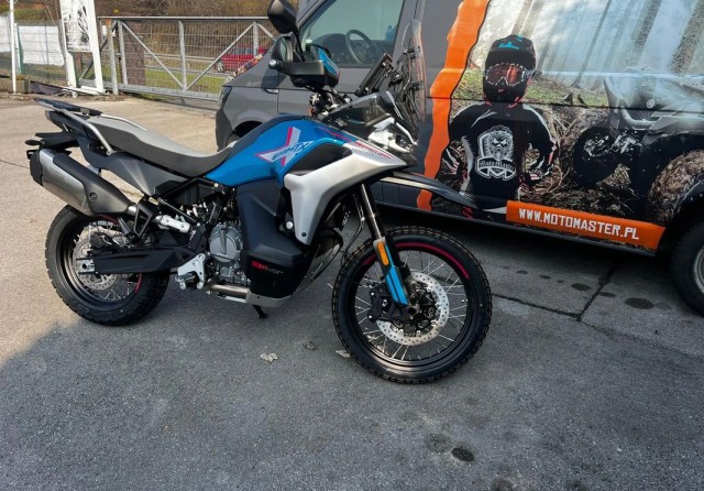 cf-moto
