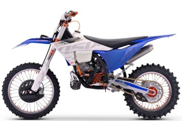 Asix XR-99 250RR dwusuwowy silnik moc 32kM  Dulowa od ręki nowość 2026