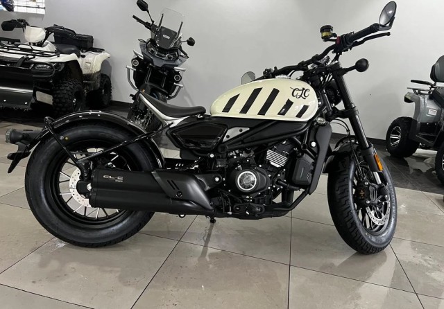 cf-moto